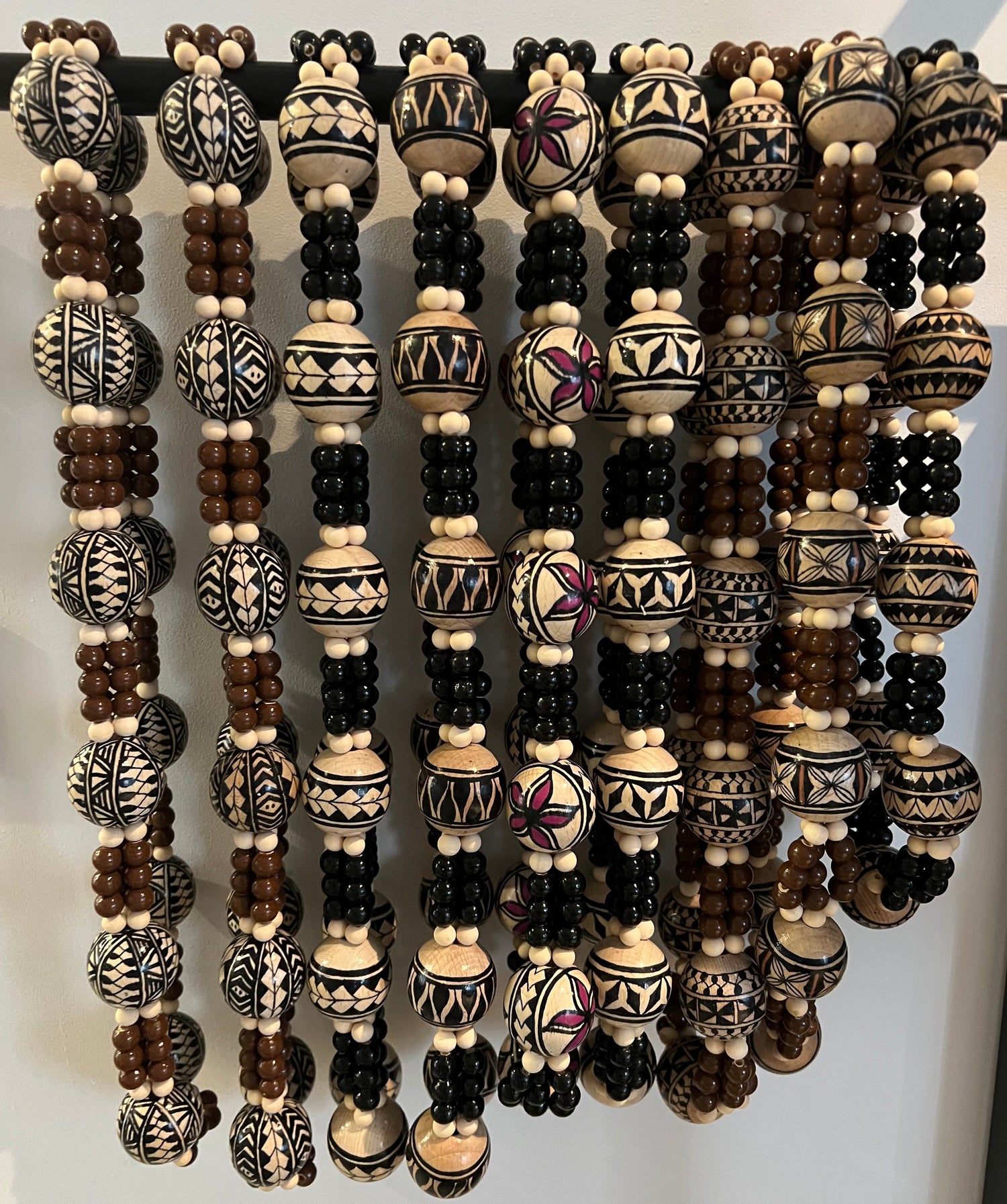 COLLIER PERLE DE BOIS